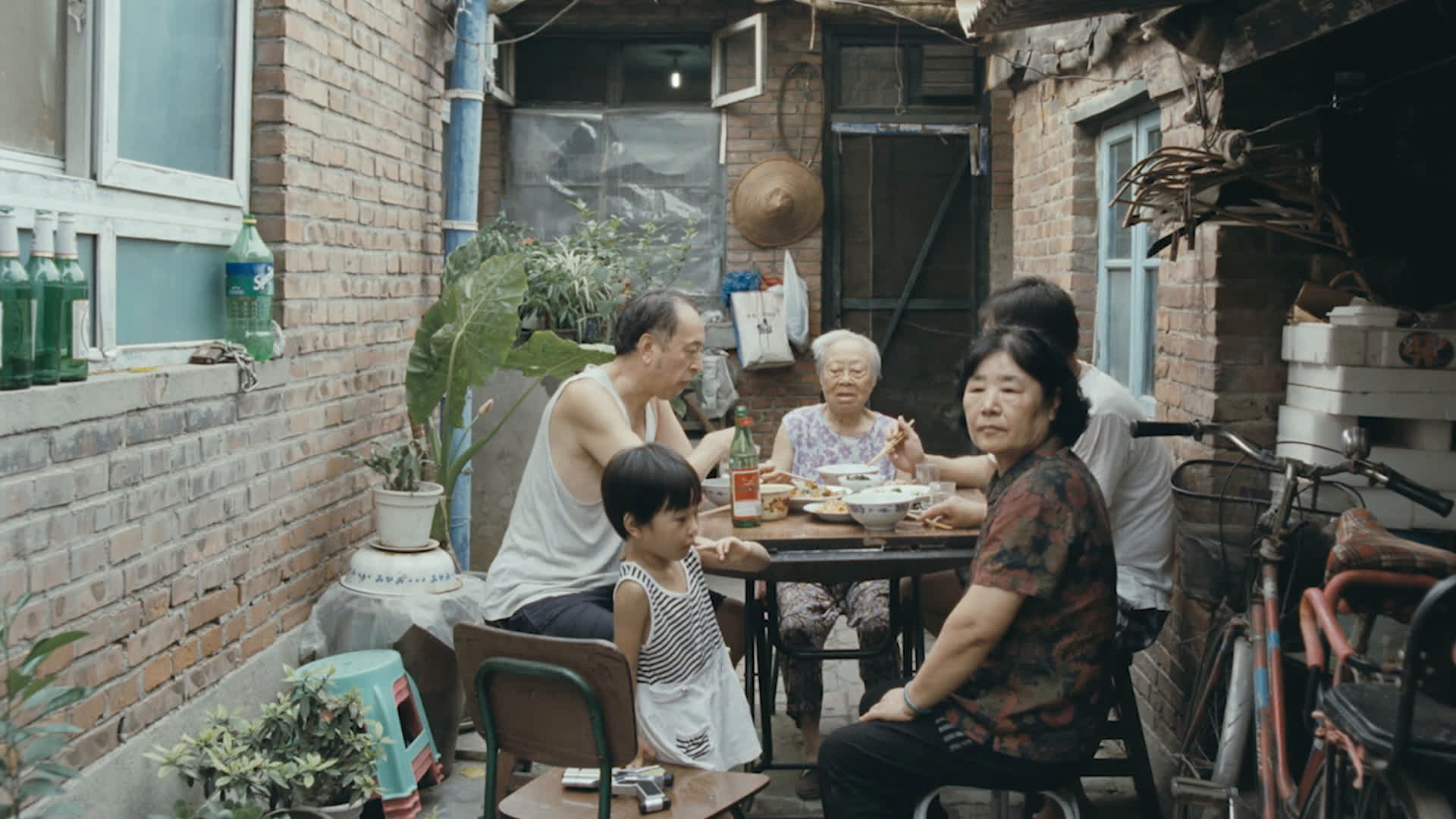 MV5BNzZmZGQyMTItMGE2OC00NDNmLTg0OGUtMjBlNGZiN2YxZDFkXkEyXkFqcGdeQTNwaW5nZXN0._V1_